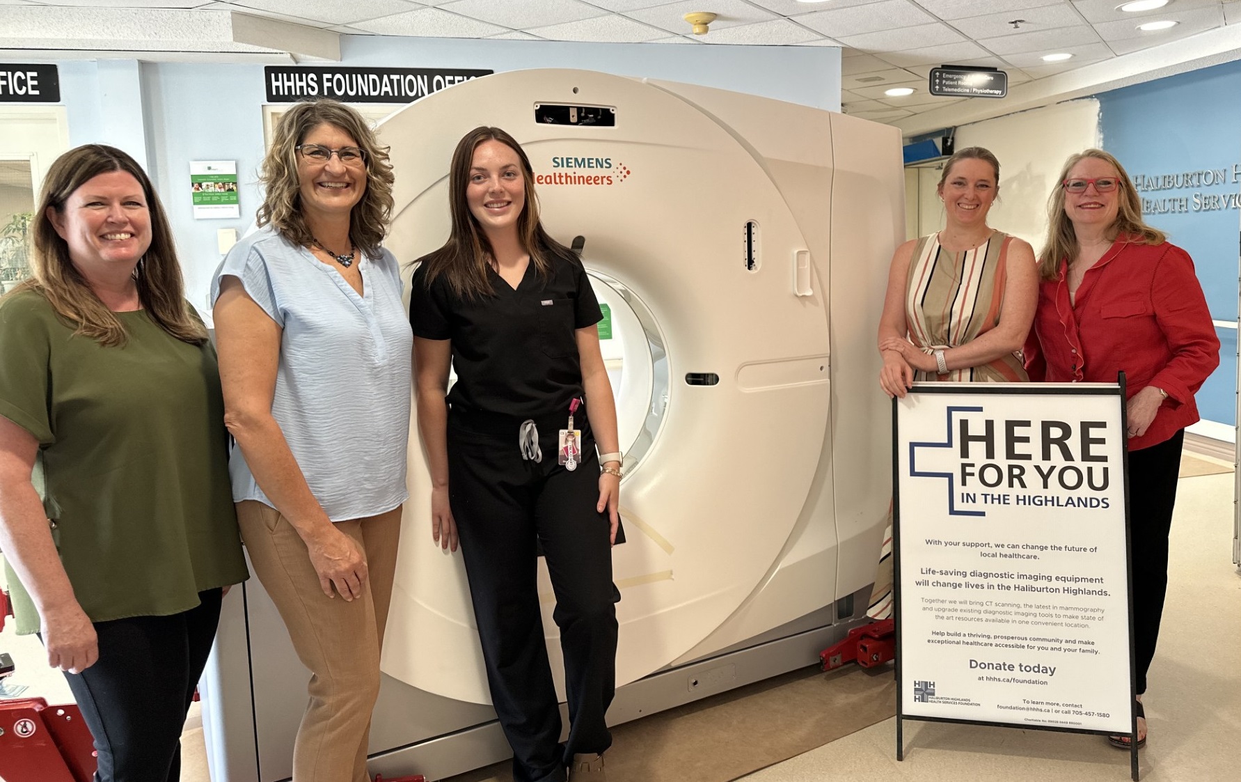 HHHS Leaders with the CT scanner arriving at HHHS Haliburton